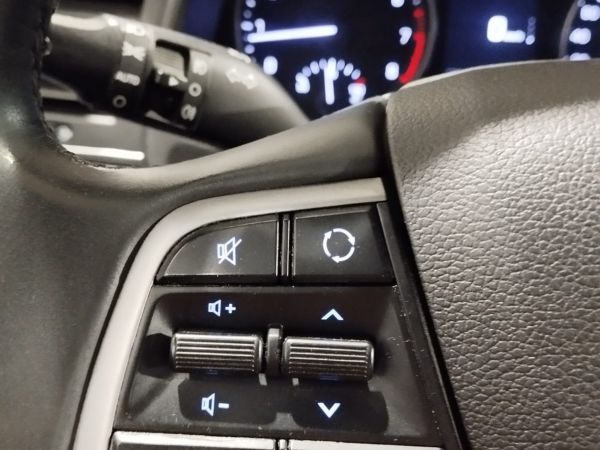 Hyundai Elantra de 2016 con 148189kms