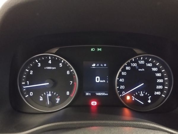 Hyundai Elantra de 2016 con 148189kms