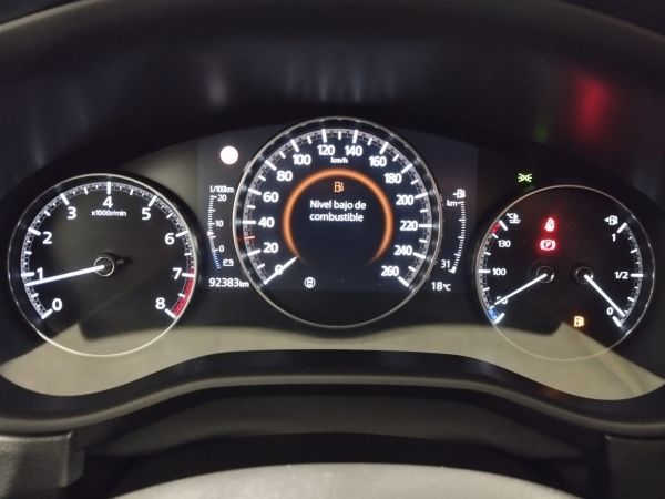Mazda CX-30 de 2020 con 92370kms