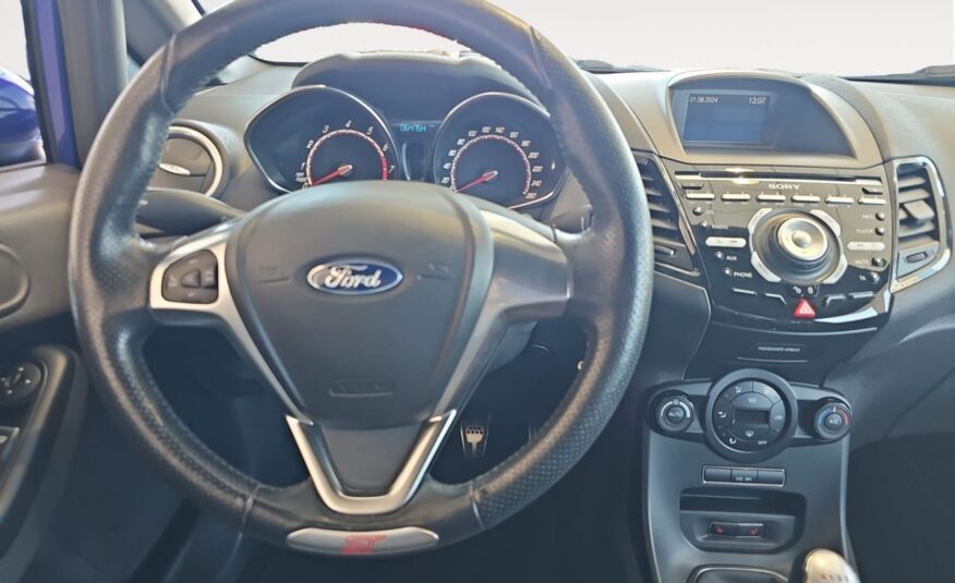 Ford Fiesta de 2017 con 64730kms