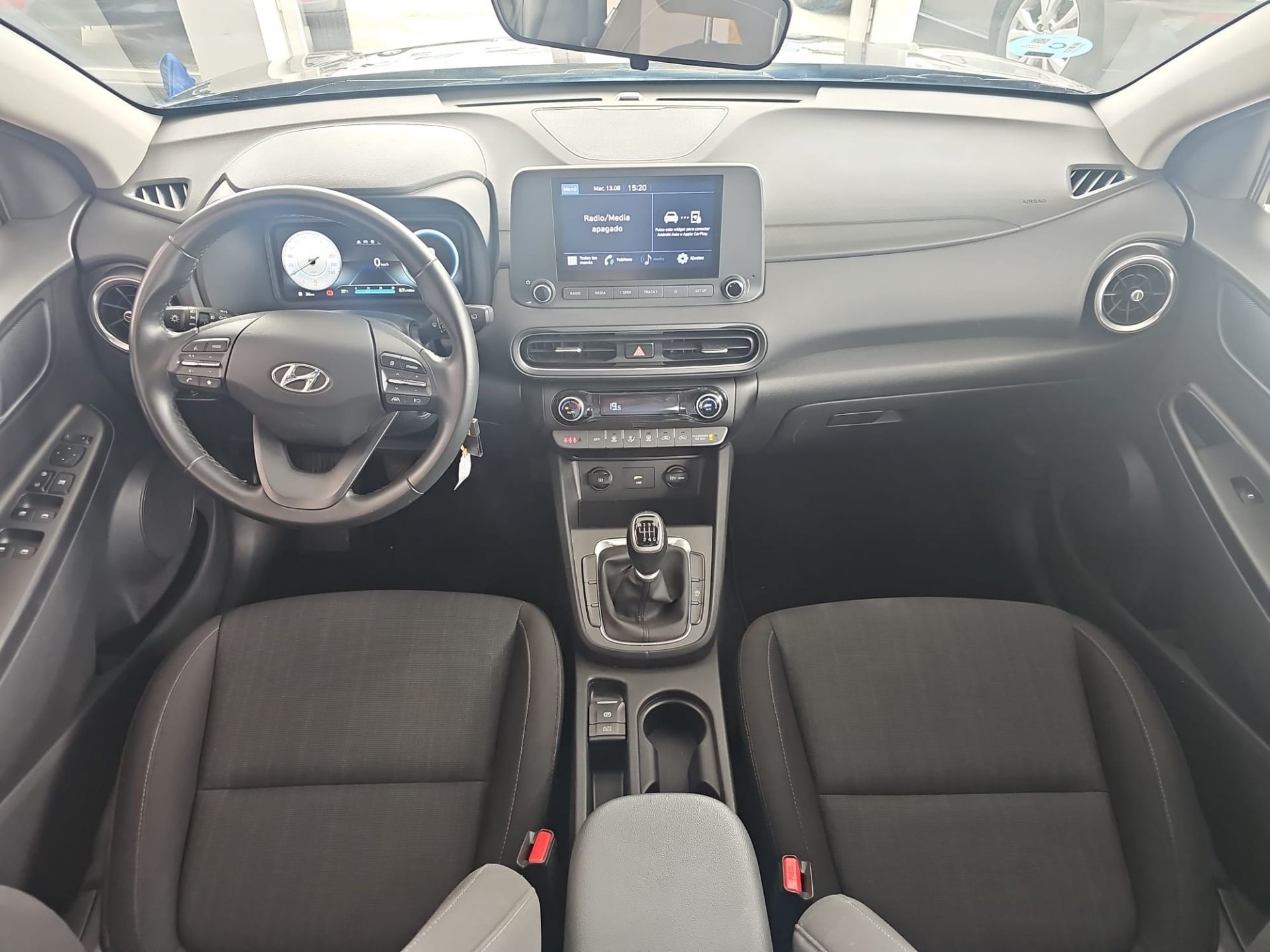 Hyundai Kona de 2022 con 23501kms