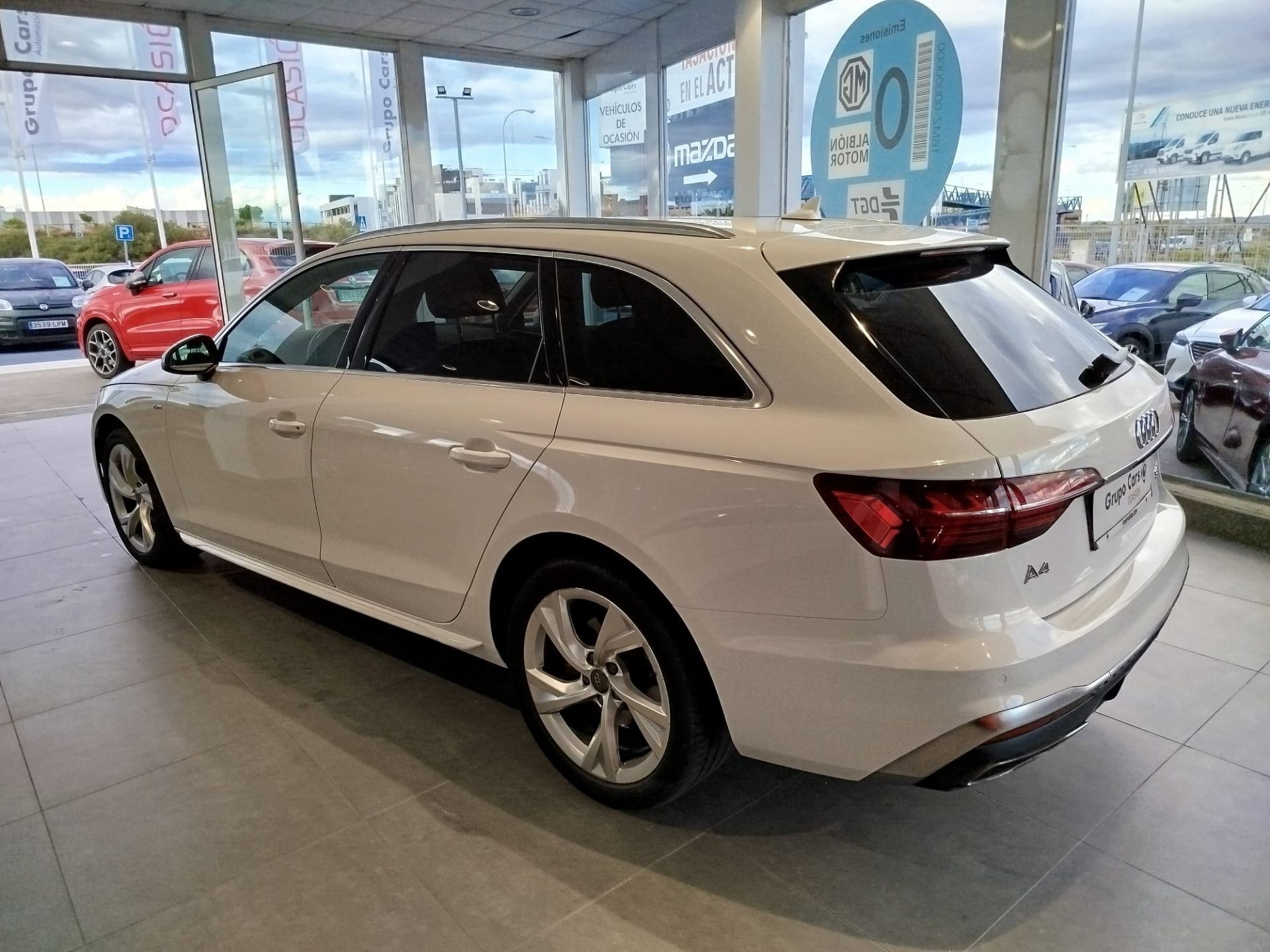 Audi A4 de 2020 con 97873kms